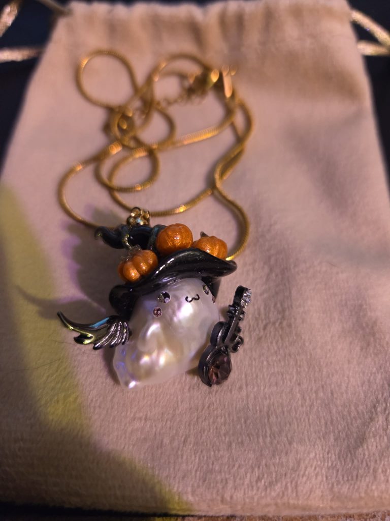 Verdennova Halloween Handcrafted Pearl Necklace